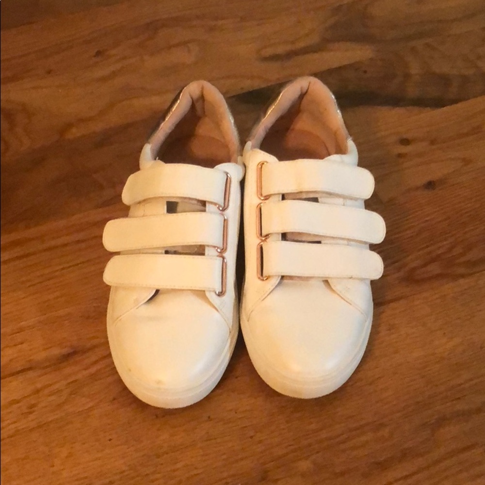 White Topshop sneakers w. rose gold accents 37/6.5